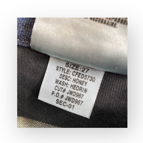 new Y2K: Joe's Jeans ⍟ Swarovski Crystal Honey Flare Leg Jean ⍟ Hedrin Wash ⍟ 27 - Picture 11 of 16